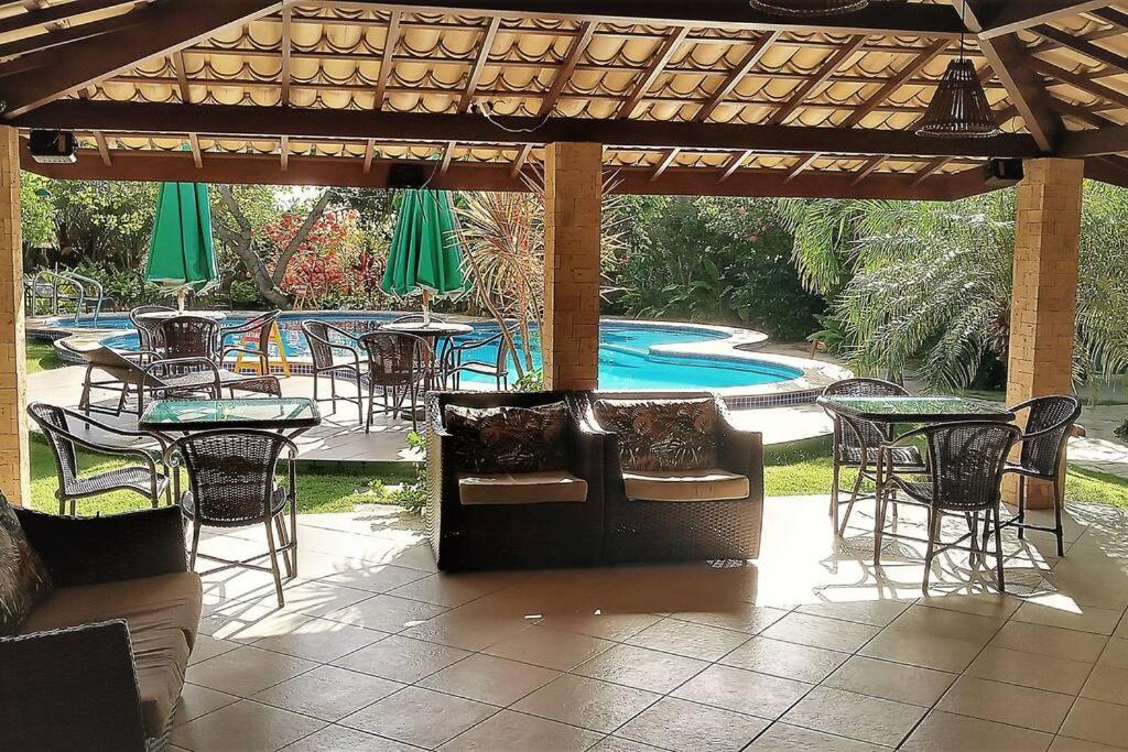 Imbassai - Casa Alto Padrao Completa - Condominio Fechado - A1B1 Luaran gambar